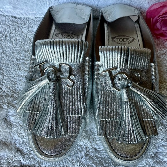 Tod's Shoes - New Tod's Gommini Nappa Leather Mule 38 8 Women's Metallic Silver Tassel $645